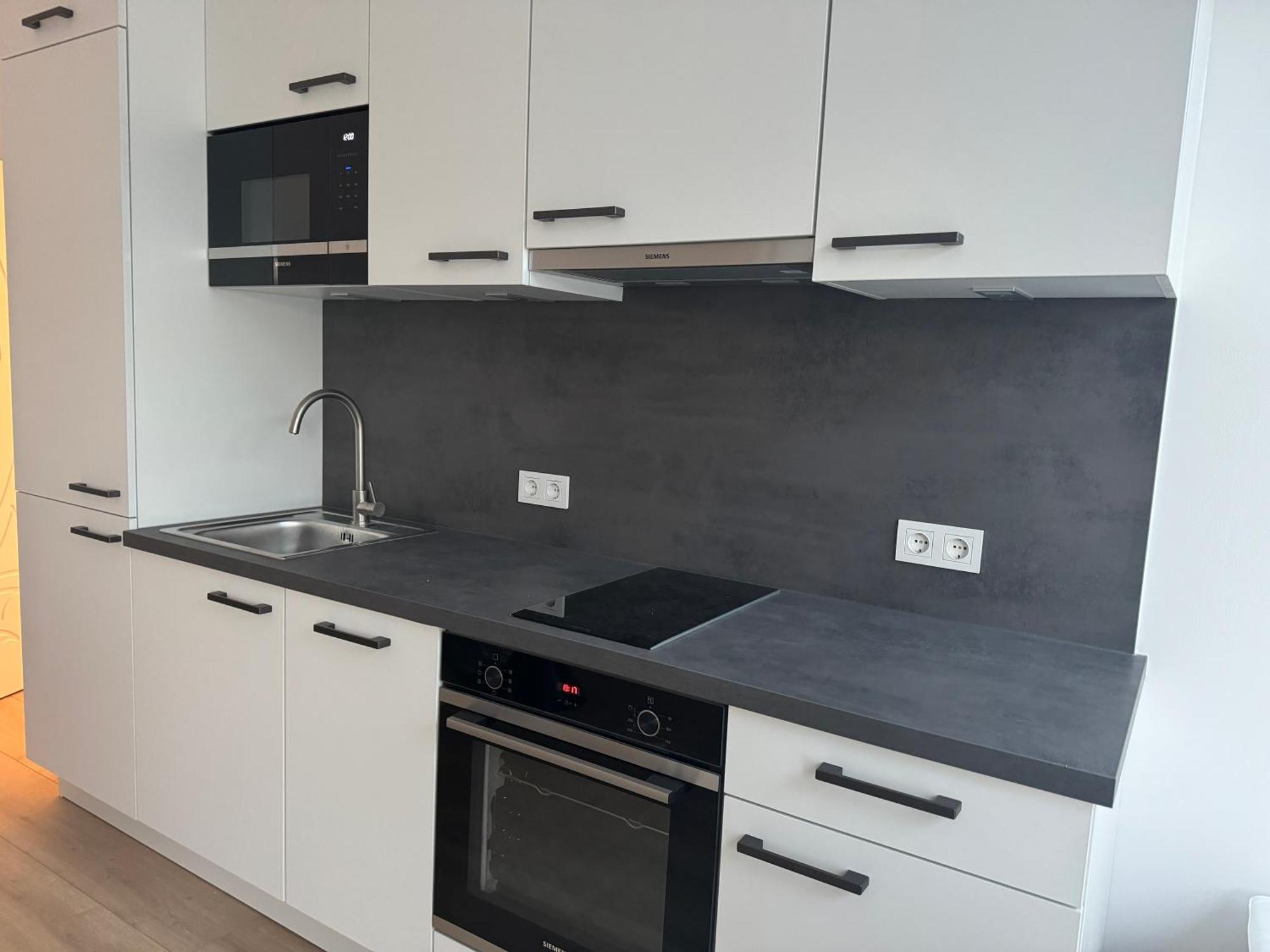 Appartement Asp Modern With Balcony & Free Parking *